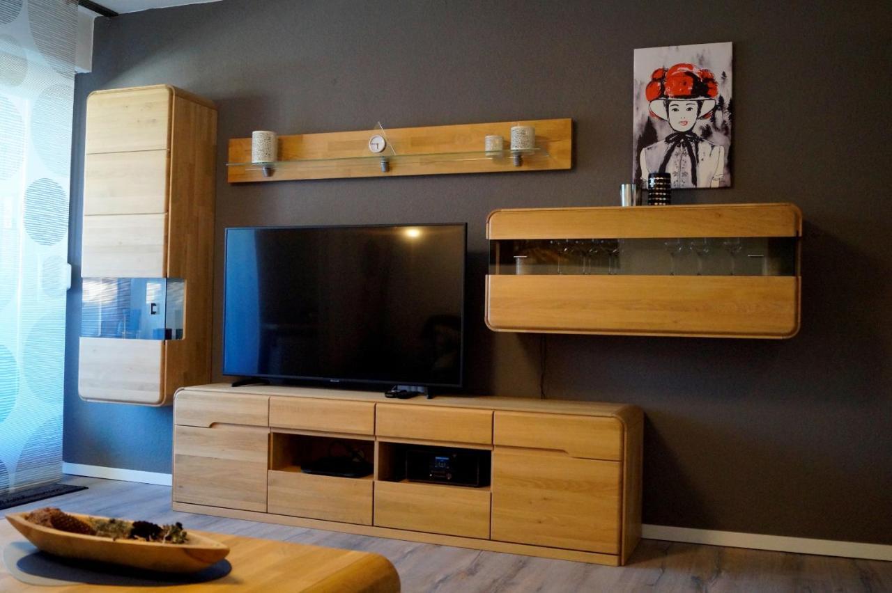 Schwarzwald Geht Immer Fewo 60 Qm Mit Grossem Suedbalkon, Wlan Und Magenta Tv Schoenwald im Schwarzwald Exterior photo